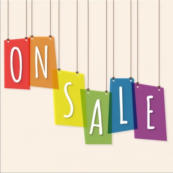 3/$15 Dragonfly Statement Earrings - Picture 9 of 11